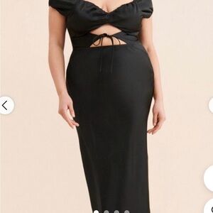 Chic Black Maxi Dress with Cut-Out Design